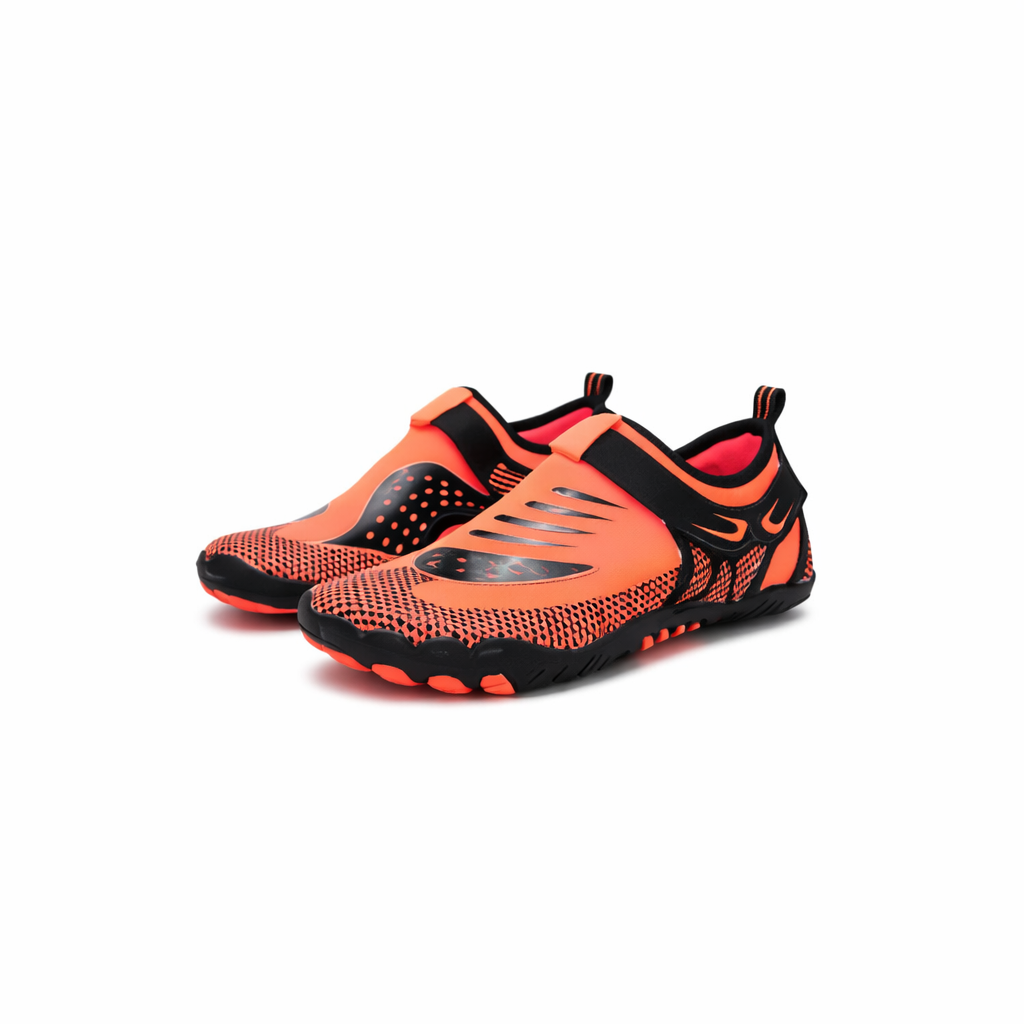 Chaussures_aquatique_paire_orange_scratch